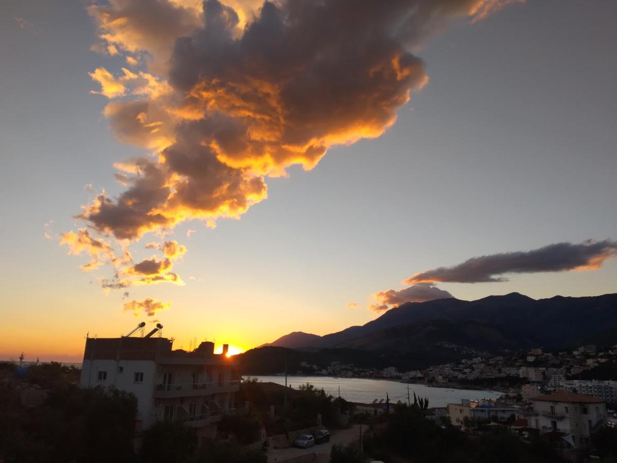 Artur Apartments Himare Exterior foto