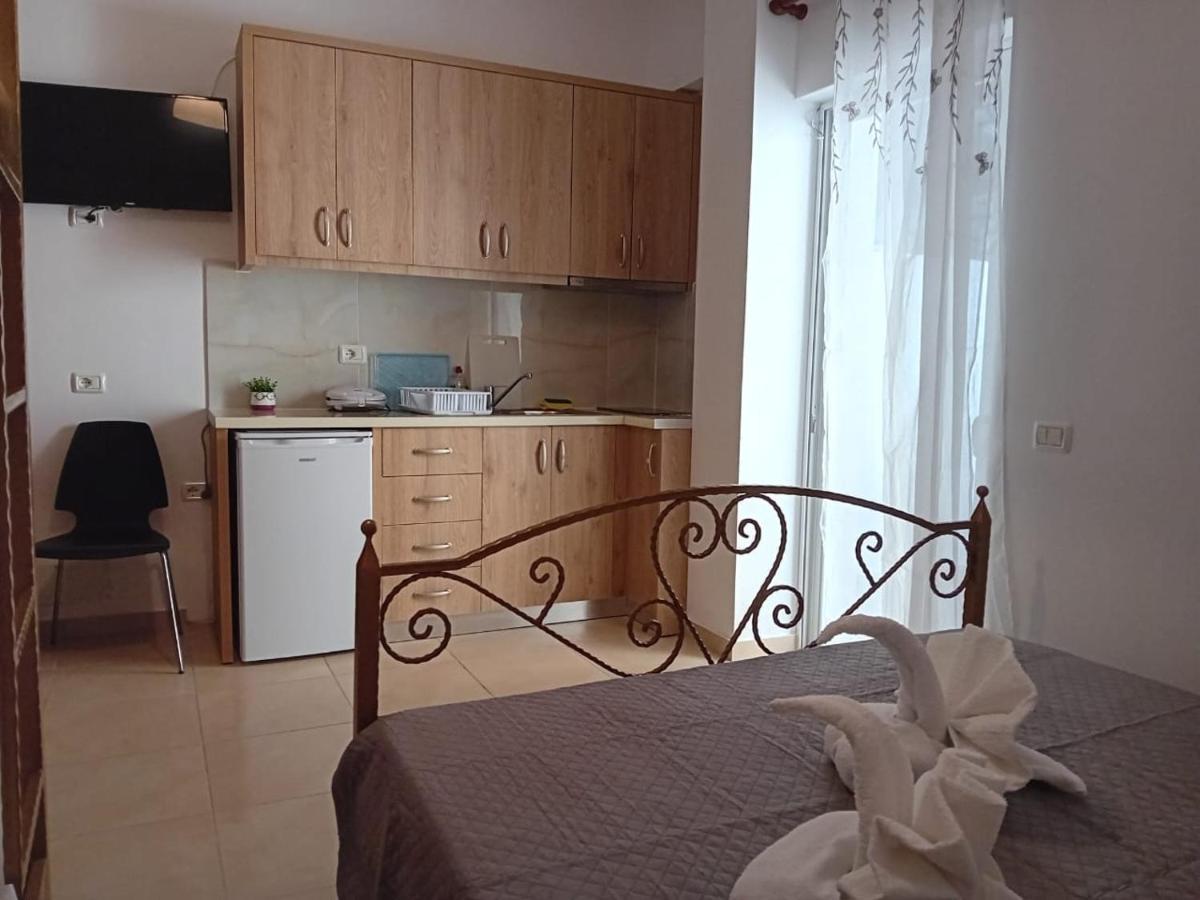 Artur Apartments Himare Exterior foto